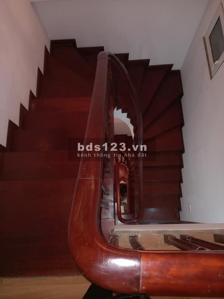 Bán nhà Trung Kính phân lô, vỉa hè, gara ô tô, 46m2, 5 tầng, 8.5 tỷ
