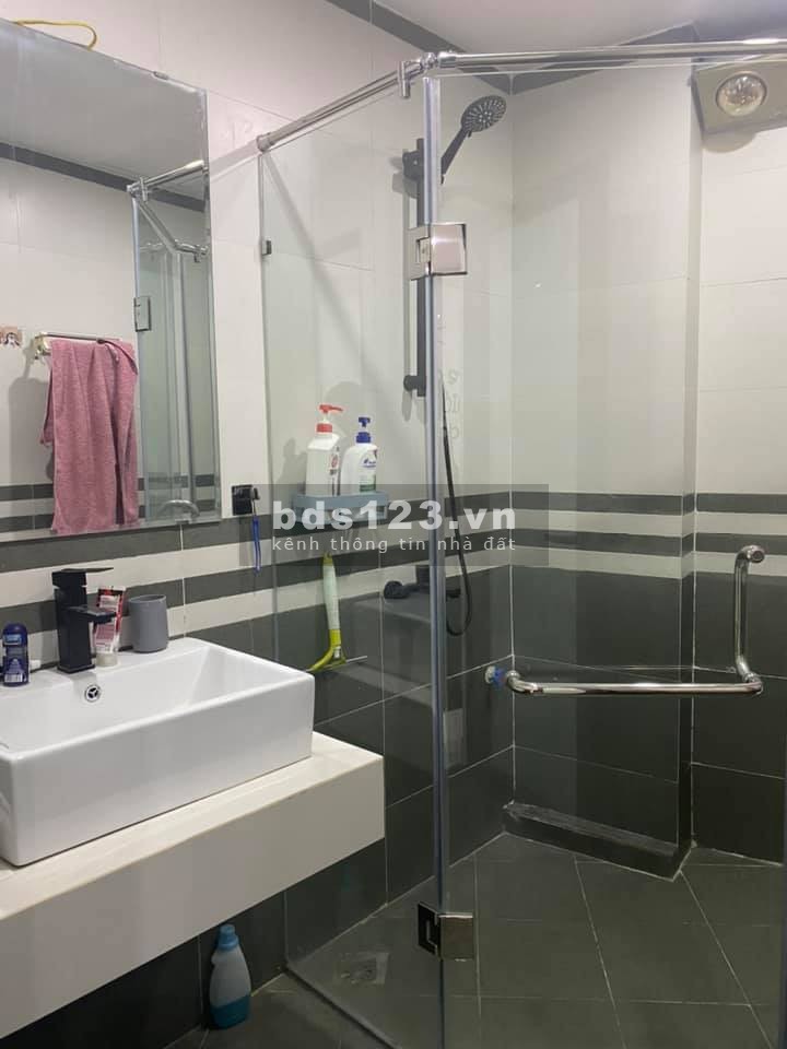 Nhà sát ngay phố Lê Đức Thọ 40m2 x MT4.2 ,nội thất ngoại nhập , tiện ích vô bờ giá 3,75tỷ