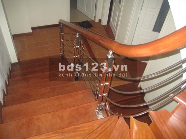 Nhà sát ngay phố Lê Đức Thọ 40m2 x MT4.2 ,nội thất ngoại nhập , tiện ích vô bờ giá 3,75tỷ