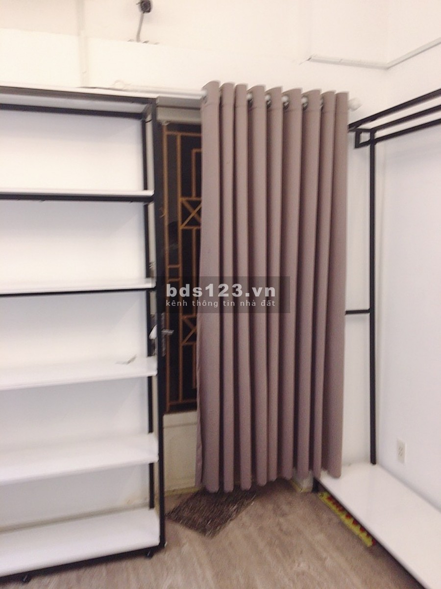 Mặt tiền kinh doanh nhộn nhịp đường Nguyễn Sơn, 2 tầng giá bán chỉ 4.9 tỷ, lhcc