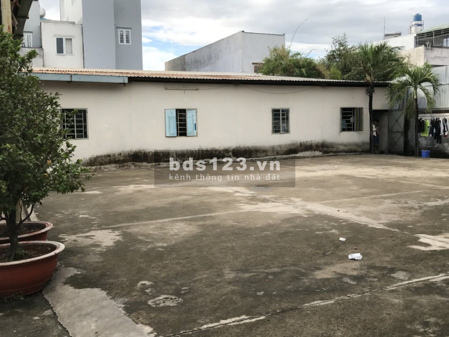 Bán nhà Quận 12 mặt tiền Thới An 13, dt 40mx50m, làm nhà…