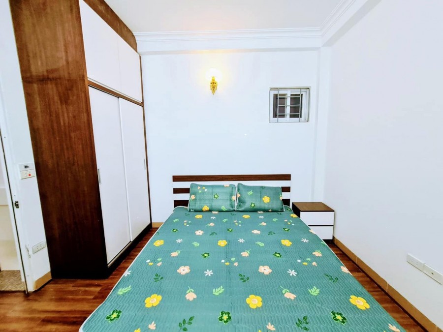 Bán Nhà Gần Đường Nguyễn Xiển diện tích 32m, 6 tầng giá chỉ 3,5 tỷ