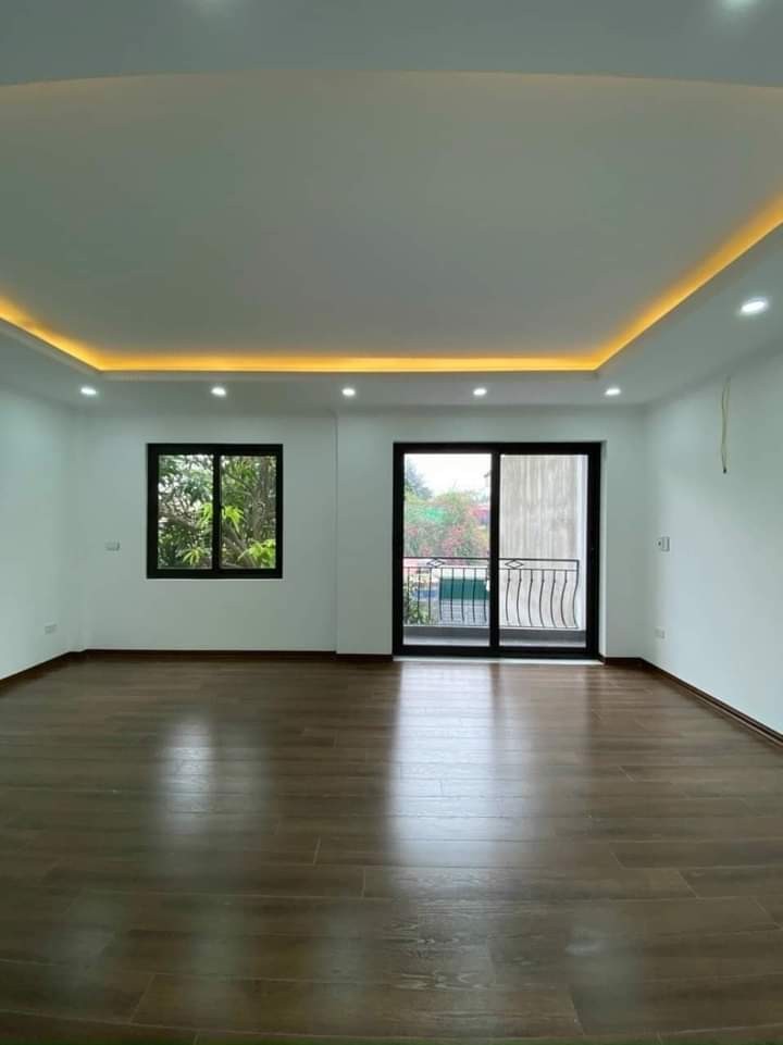 Chỉ 3..5 tỷ sở hữu nhà. đẹp dt 36m3, khu vực Minh Khai, ngõ to, thẳng tắp, cực thẳng, ô tô đỗ rất gần