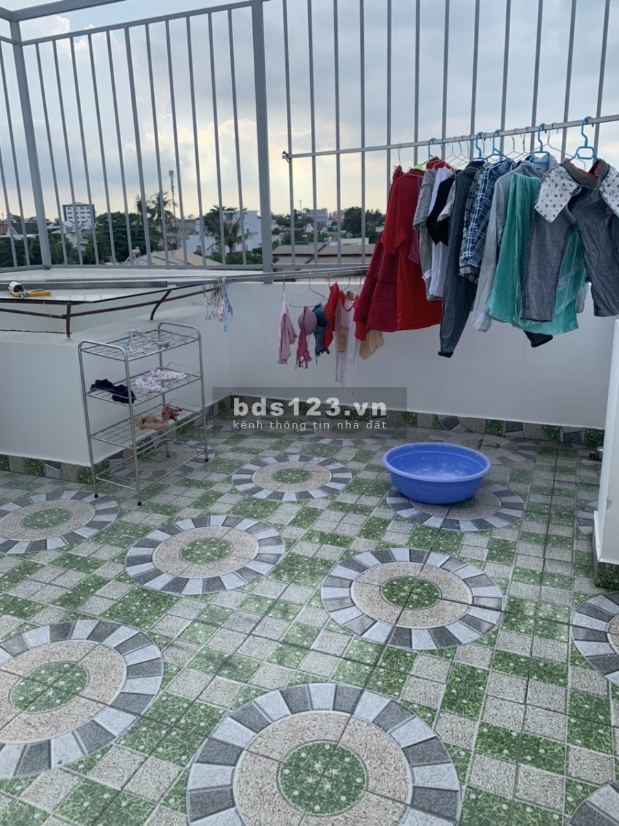 Bán nhà Linh Xuân, Thủ Đức. Gần cầu vượt Linh Xuân, cách Phạm Văn Đồng 300m
