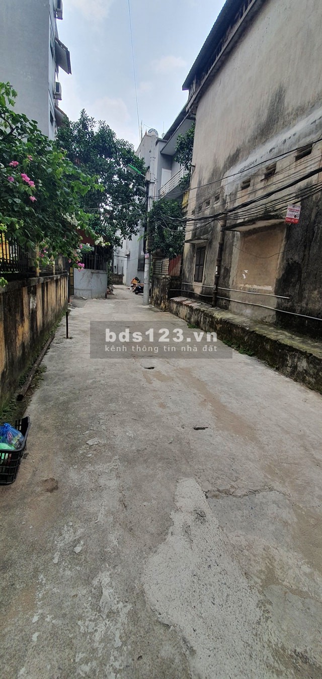 Bán nhà tại Xuân Đỉnh, Tân Xuân Bắc Từ Liêm nhà 2.1 tỷ ô tô đỗ cửa sổ đỏ vuông vắn