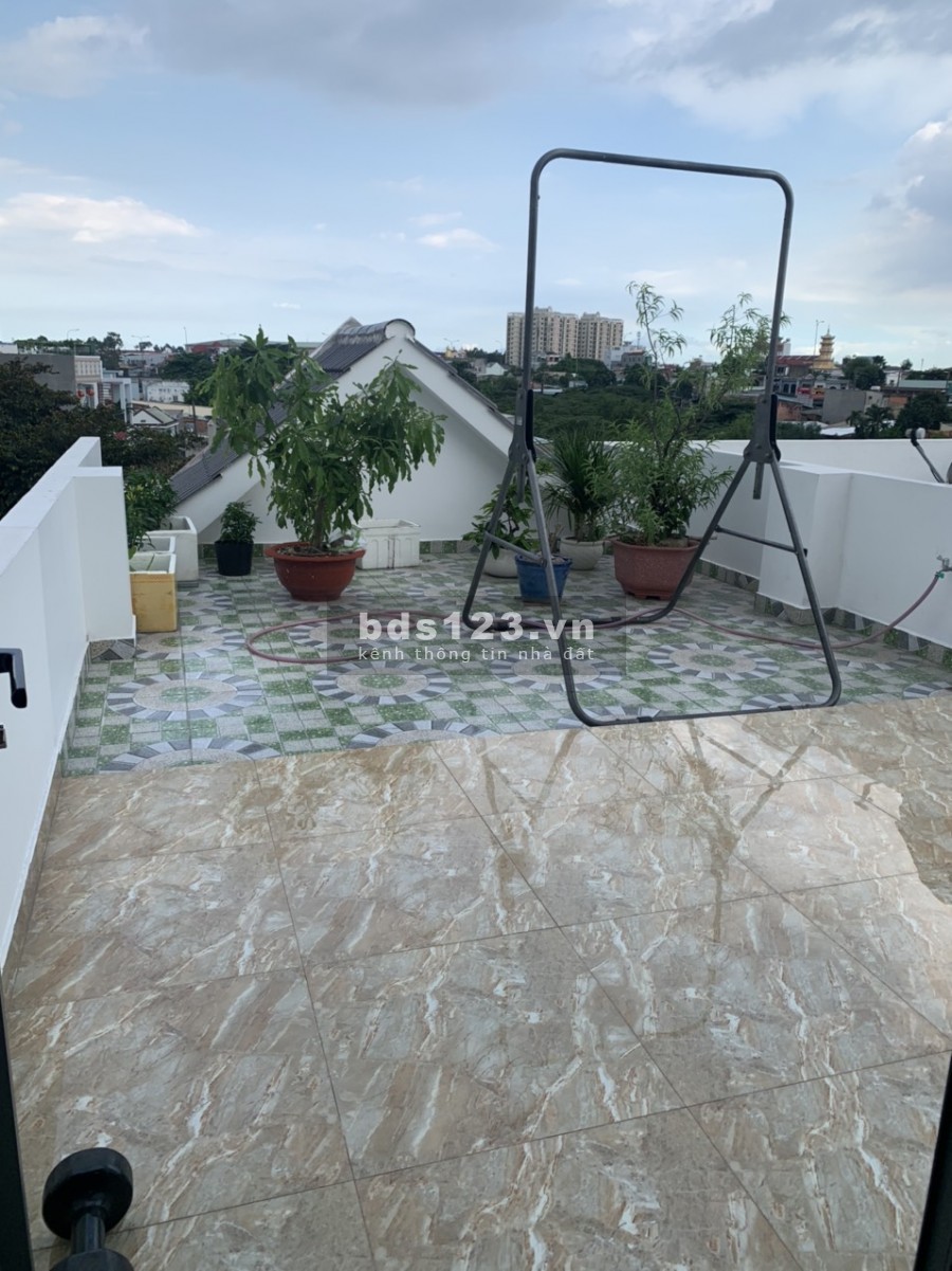 Bán nhà Linh Xuân, Thủ Đức. Gần cầu vượt Linh Xuân, cách Phạm Văn Đồng 300m