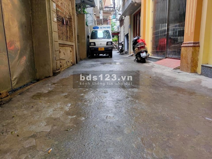 Bán Nhà Nam Từ Liêm ô tô đỗ cửa, diện tích sử dụng 31m2 đúc 4 tầng, lhcc