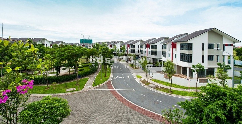 Chính chủ bán liền kề Botanic, Gamuda Gardens, dt đất 118m2, sổ đỏ chính chủ, lh 0933294888