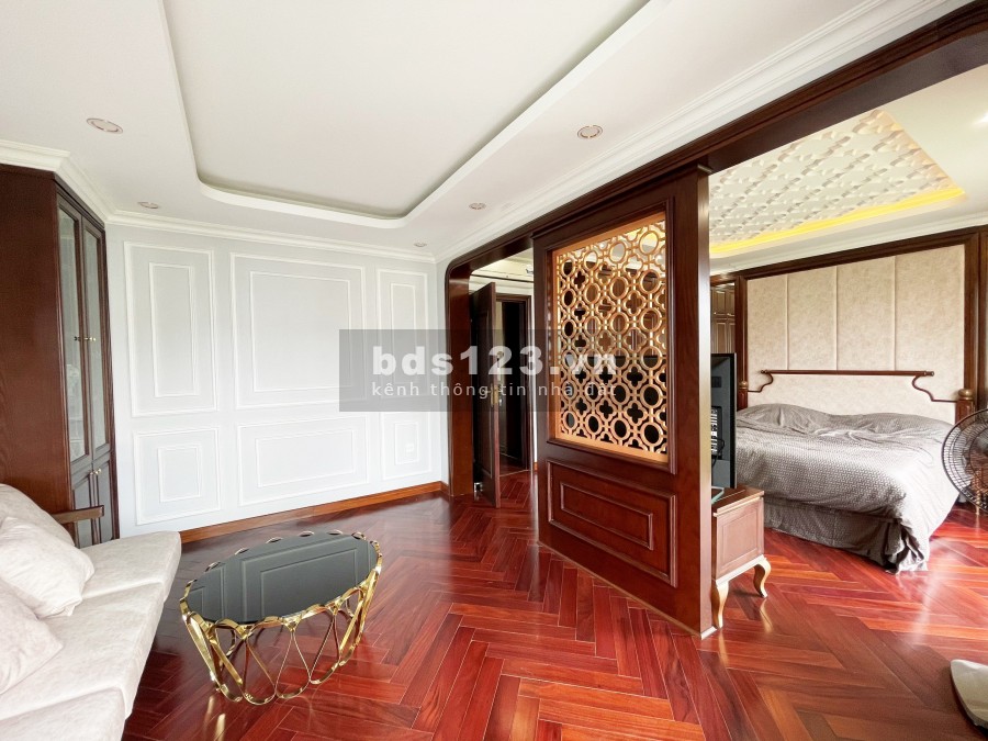 Bán gấp Biệt Thự VIP phố Duy Tân Quận Cầu Giấy diện tích 220m2 giá 37 tỷ