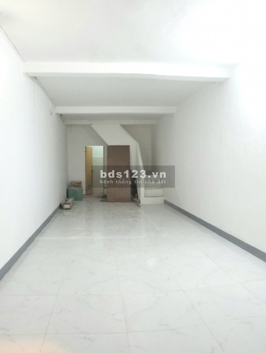 Cho thuê nhà MT Ngô Thời Nhiệm P.17 P.Nhuận . Trệt 1 lầu,nhà mới sửa