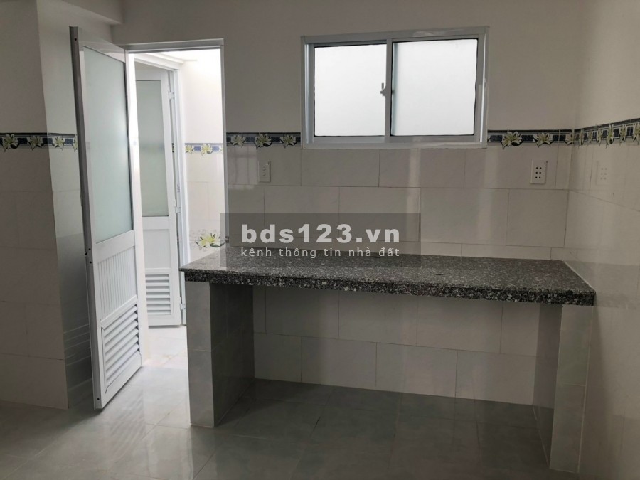 Chính chủ xoay tiền cần bán gấp nhà ngay Chánh Phú Hoà, giá 1.75 tỷ, sổ sẵn