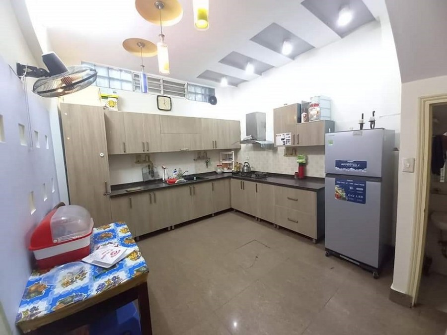 Bán gấp nhà chính chủ 5 tầng phố Hoàng Cầu, ô tô kinh doanh giá 6.25 tỷ