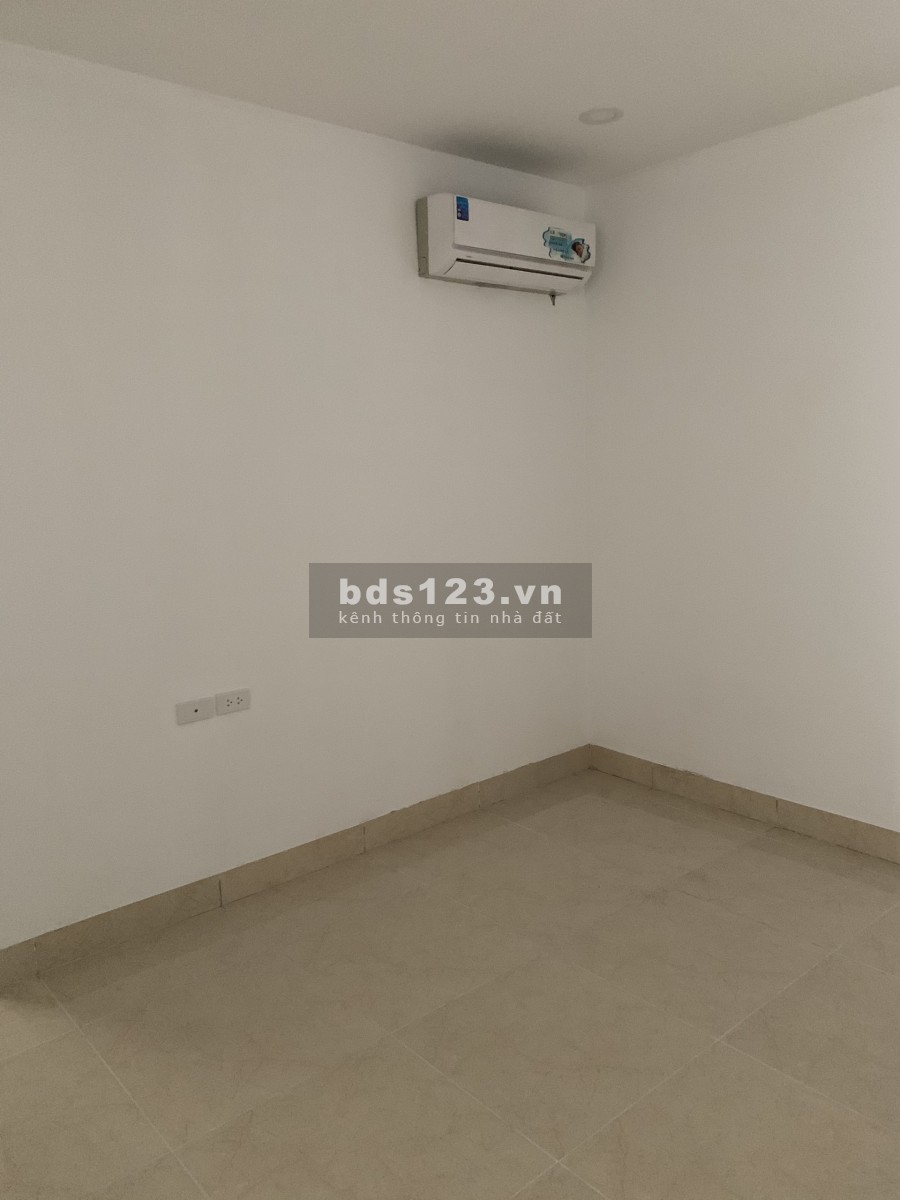 Cho thuê Chung cư 282 Nguyễn Huy Tưởng, 2 phòng ngủ, 70m2, đồ cơ bản, 9 triệu/tháng. LH 0377983070