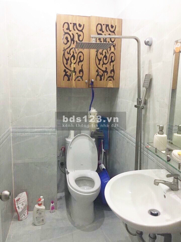 Nhà mặt tiền đường kinh doanh, xe hơi tránh, Chế Lan Viên giá bán 5,4 tỷ