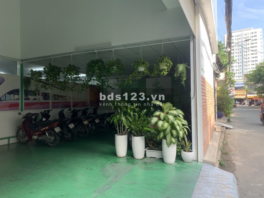 Bán nhà 2 mặt tiền Quận Tân Phú chỉ 52 tỉ đầu tư thông minh giữ tiền hiệu quả