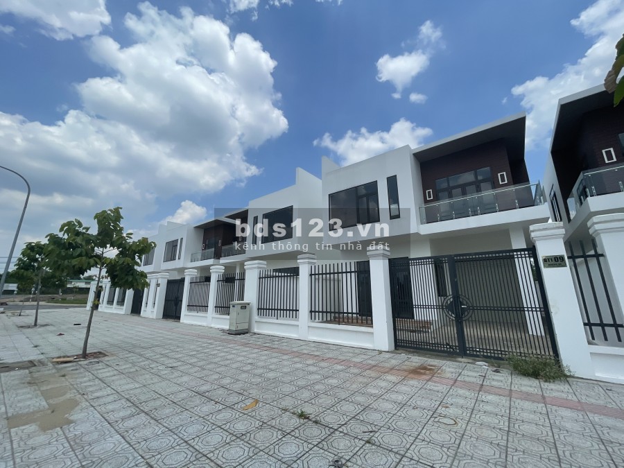 Bán nhà phố trung tâm hành chánh Trảng Bom chỉ từ 1.5 tỷ/căn, 1 trệt 2 lầu