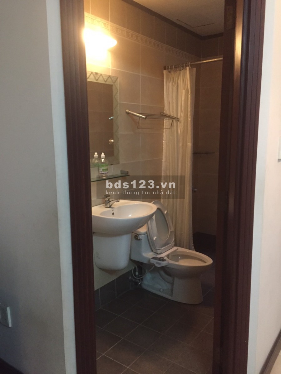 Cho Thuê Nhà Phổ Quang, Quận Tân Bình, diện tích 10x20m, 2 lầu