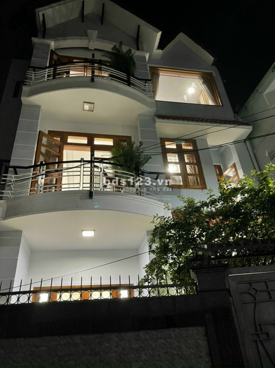 Cho Thuê Nhà Phổ Quang, Quận Tân Bình, diện tích 10x20m, 2 lầu