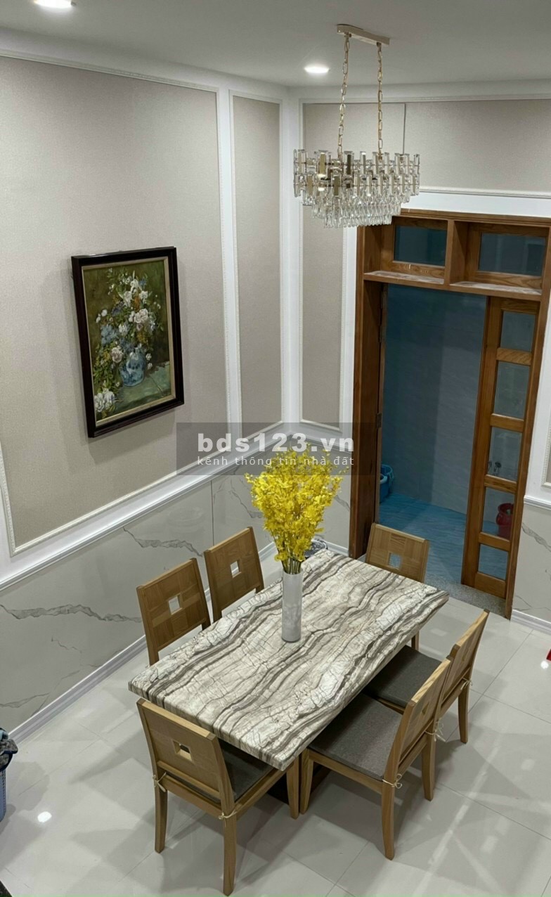 Cho Thuê Nhà Phổ Quang, Quận Tân Bình, diện tích 10x20m, 2 lầu
