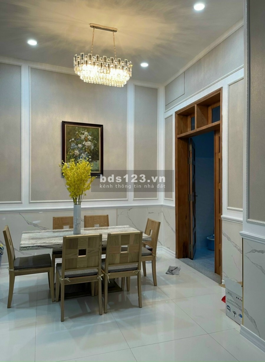 Cho Thuê Nhà Phổ Quang, Quận Tân Bình, diện tích 10x20m, 2 lầu
