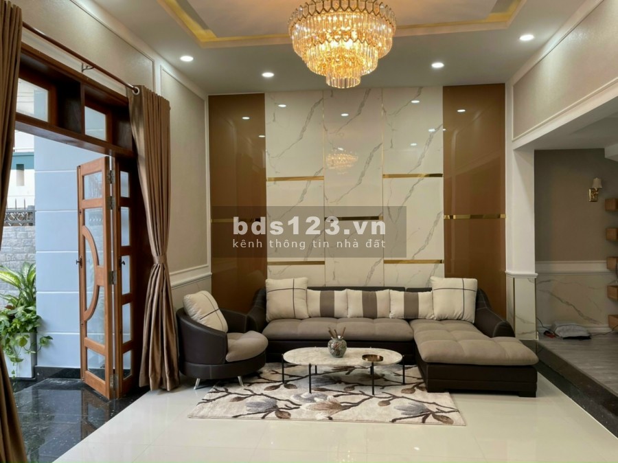 Cho Thuê Nhà Phổ Quang, Quận Tân Bình, diện tích 10x20m, 2 lầu