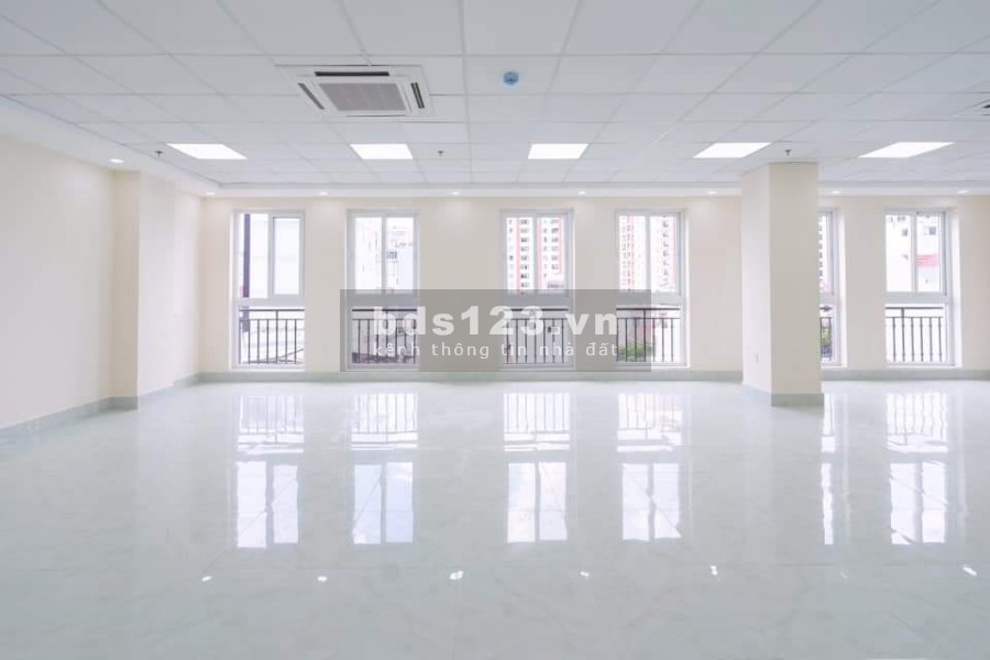 Cho Thuê Nhà Hoàng Hoa Thám, Quận Tân Bình, DT: 9x18m, Hầm trệt 3 lầu