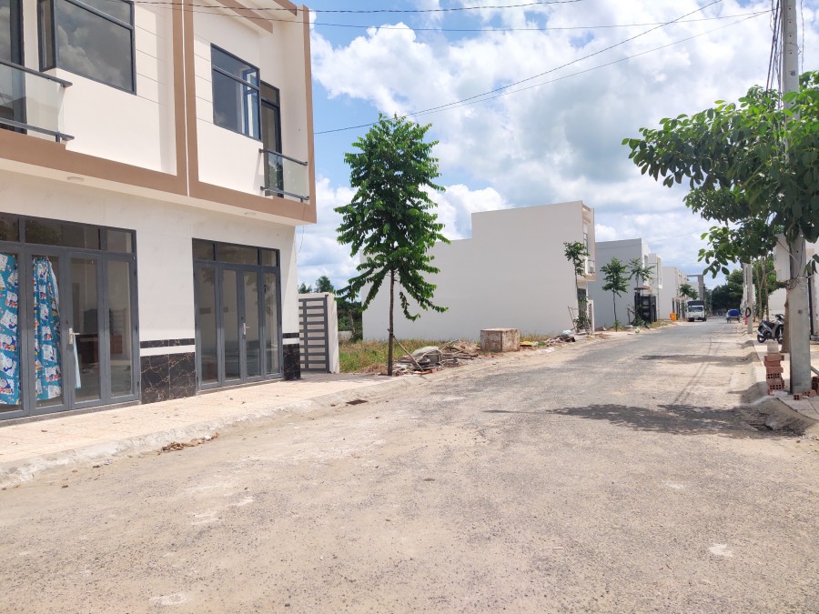 Bán dãy 3 phòng trọ cao cấp tại KDC Minh Trí Cái Tắc, sổ hồng, hoàn công