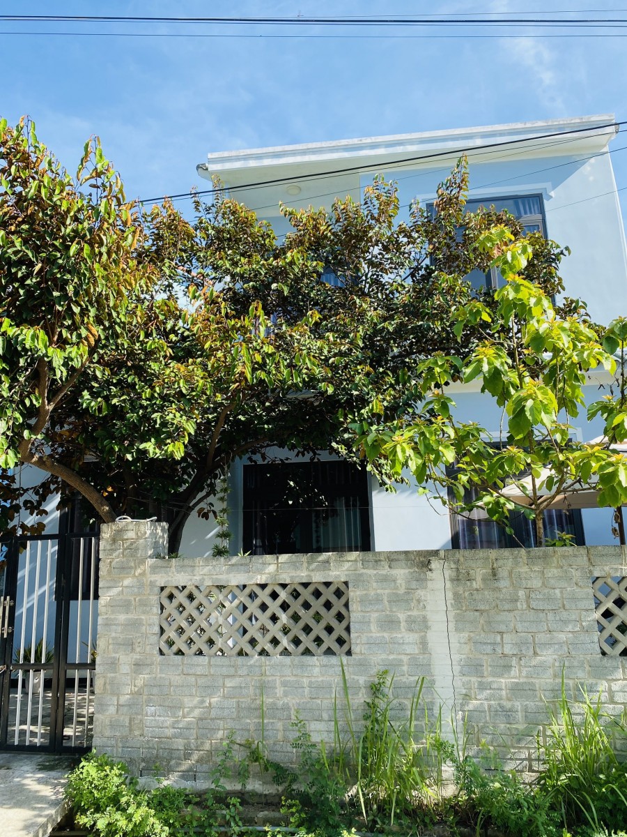Bán nhà mới Hội An, khu village Cẩm Thanh, giá 8.55 tỷ, lh 0935111169