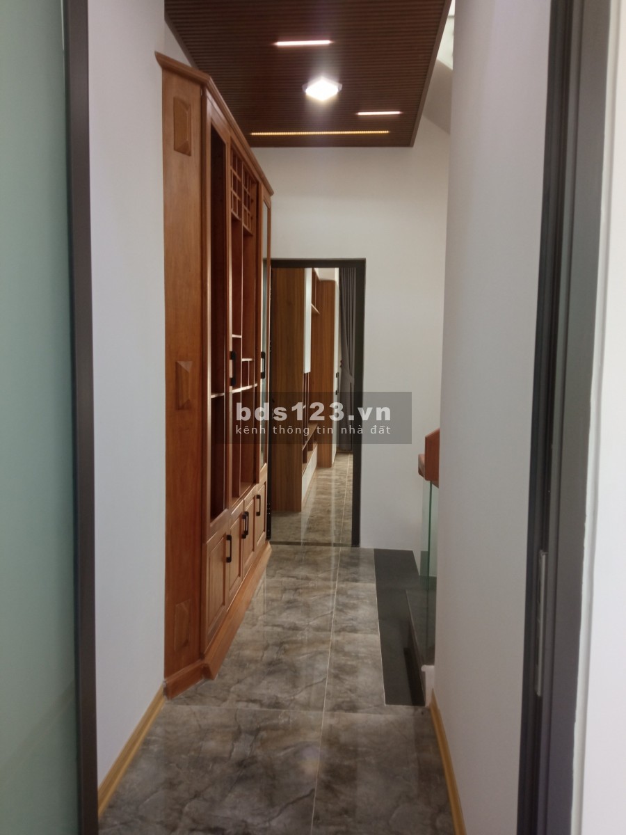 Bán nhà 3 tầng mới đẹp mặt tiền Nguyễn Huy Tự, Hòa Minh, Liên Chiểu, Đà Nẵng