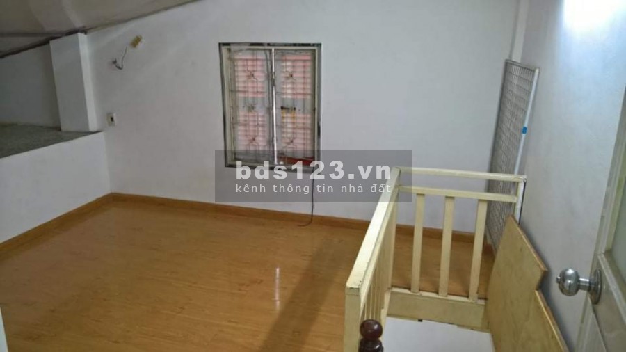 Bán nhà Quận 10 Nguyễn Tri Phương, diện tích 34m2, 1 trệt, 2 lầu hẻm xe hơi, lh 0907234201