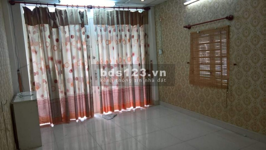 Bán nhà Quận 10 Nguyễn Tri Phương, diện tích 34m2, 1 trệt, 2 lầu hẻm xe hơi, lh 0907234201