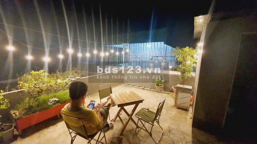 Bán nhà siêu hot Xuân Phương tặng nội thất, gần phố, dtsd 30m2, 5 tầng đúc, giá 2.5 tỷ