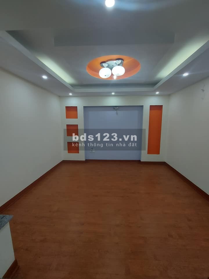 Nhà phố Khương Đình vào ở luôn, diện tích 57m2, 5 tầng, giá bán 4.15 tỷ