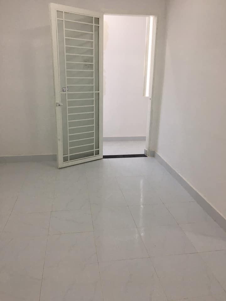 Giá chỉ nhỉnh 3 tỉ có nhà 3 tầng bê tông cốt thép 3 pn, trung tâm Gò Vấp, phường 10