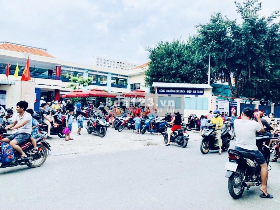 Bán nhanh lô đất ngay đường Số 2 cách bệnh viện Nhi Đồng Thành Phố khoảng 10 phút chạy xe
