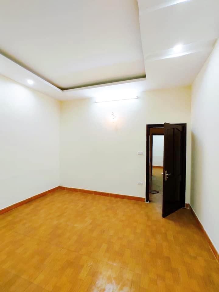 Chỉ Hơn 2 Tỷ Có Luôn Nhà 4 Tầng, Định Công Thượng, Trung Tâm Hoàng Mai, DT30m2, MT 4m.