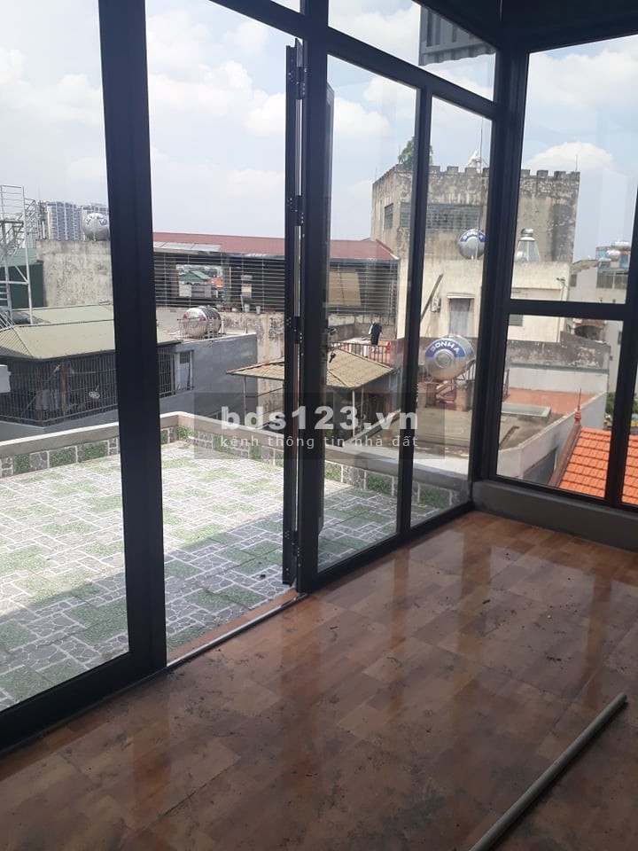 Cần bán nhà 7 tàng thang máy Xuân la Tây Hồ, nhà còn mới ngõ thông view hồ Tây, lhcc