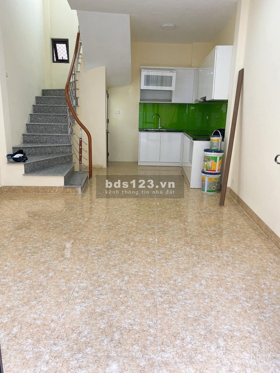 Nhà đẹp Xuân Đỉnh, dt 33m2, 4 tầng, 20m ô tô, với giá 2.95 tỷ, xác vali về ở ngay, lhcc