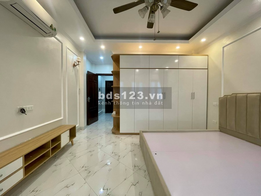 Bán nhà thoáng trước và sau, ô tô dừng đỗ 24/24 Chiến thắng (là khê hà đông) 42m2 4.7 tỷ