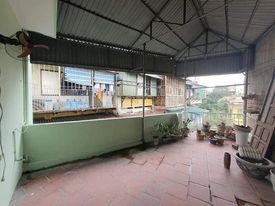 Bán nhà lô góc mặt gõ Thổ Quan Đống Đa ô tô tránh trước cửa nhà, kinh doanh thuận tiện