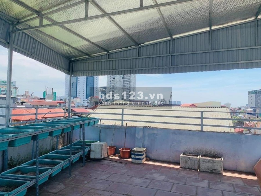 Thanh Xuân nhà lô góc 6 tầng 50m2, giá 5.95 tỷ, tặng toàn bộ nội thất, lhcc