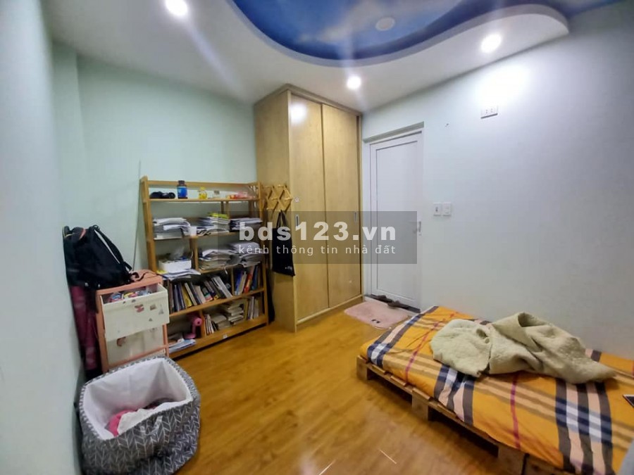 Thanh Xuân nhà lô góc 6 tầng 50m2, giá 5.95 tỷ, tặng toàn bộ nội thất, lhcc