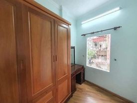 Bán nhà lô góc mặt gõ Thổ Quan Đống Đa ô tô tránh trước cửa nhà, kinh doanh thuận tiện