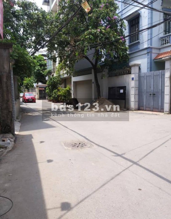 Bán nhà Mỹ Đình ô tô tặng nội thất, dt 40m2, 5 tầng mt 3.8m, nhà mới, chỉ nhỉnh 3 tỷ