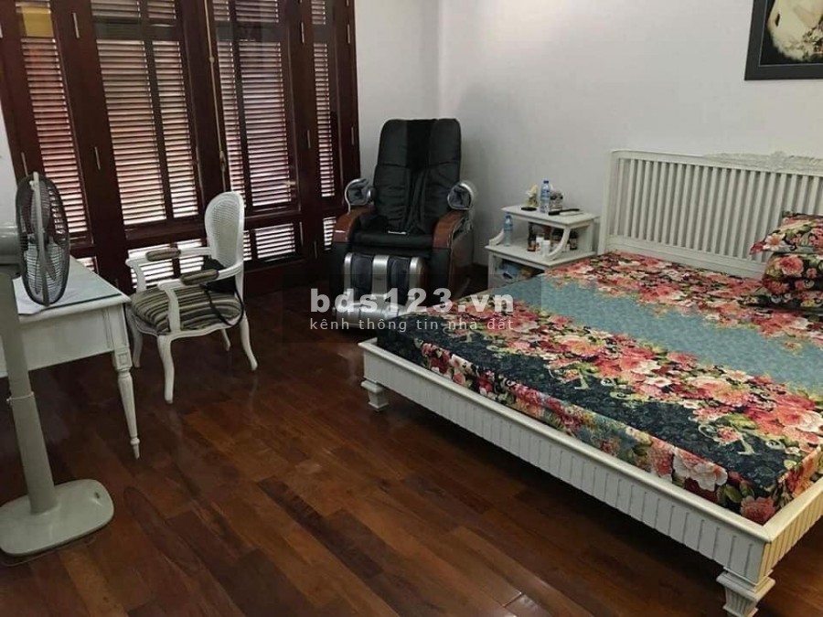 Bán nhà Trần Duy Hưng 2 mặt thoáng, gara ô tô, 48m2, 5 tầng, giá bán 8.6 tỷ