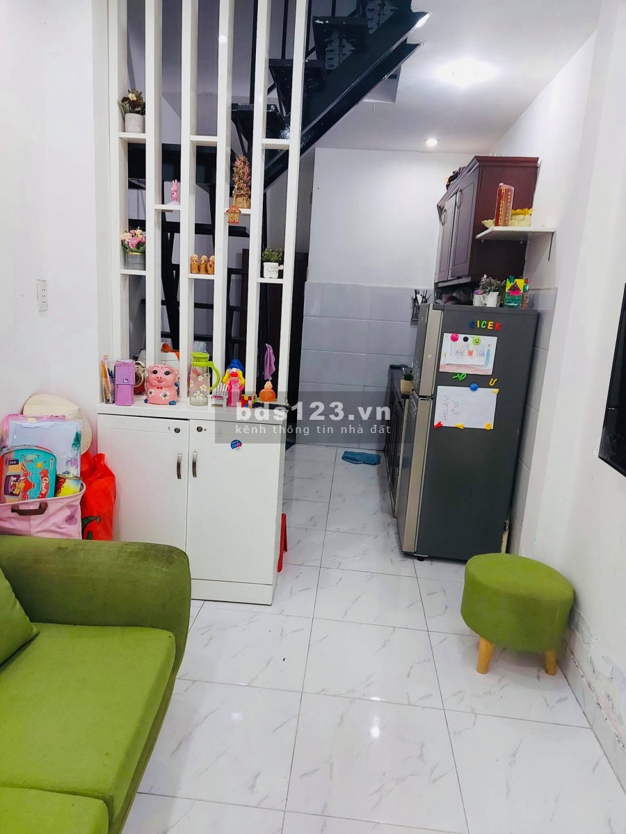 Bán nhà Quang Trung, Gò Vấp dt 19m2, 2 tầng hẻm ba gác giá bán 1 tỷ 98