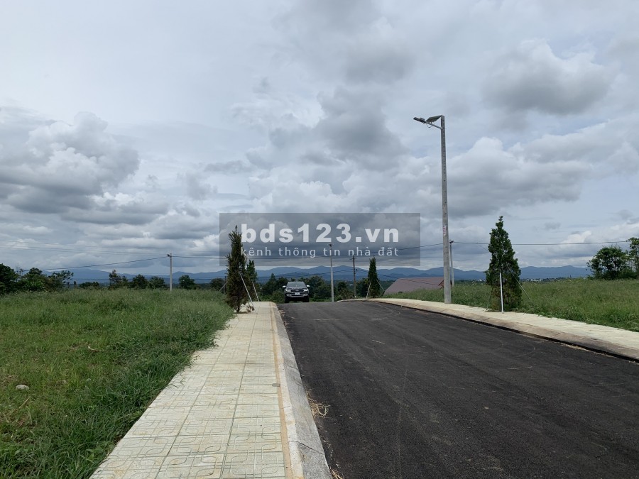 Đất mặt tiền đường Quốc lô 20 diện tích 105m2 giá bán 600tr, lh 0785153616