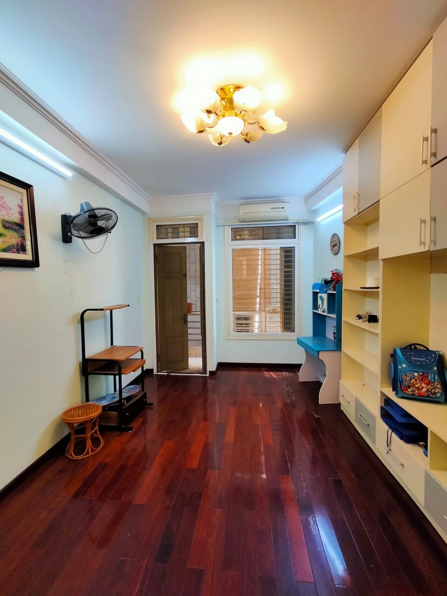 BÁN NHÀ ĐẸP ĐẶNG VĂN NGỮ ĐỐNG ĐA - NGÕ NÔNG TO GẦN Ô TÔ - 37M2 3.9 TỶ