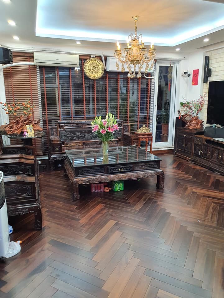 Bán nhà ở 193 Trung Kính, Khu phân lô, ô tô tránh, 6 tầng, nội thất tiền tỷ