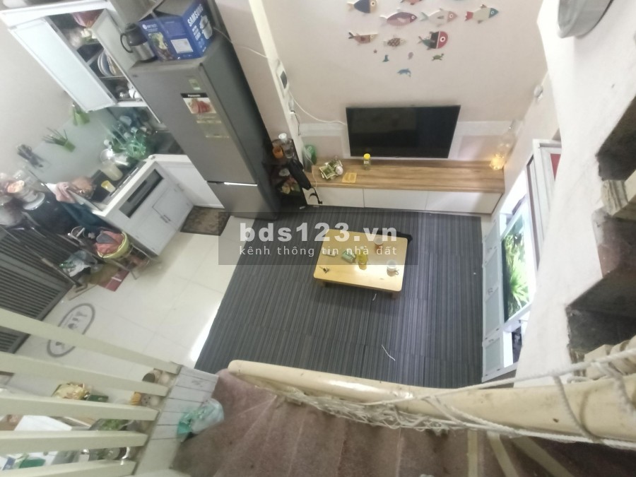 Chính chủ cần bán nhà Khuất Duy Tiến dt 18m2, xây 5 tầng bê tông, giá 1.96 tỷ